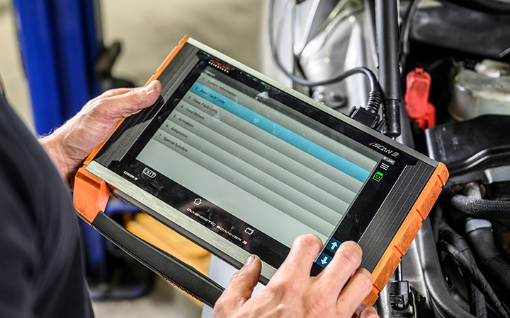 Diagnostic tester for car