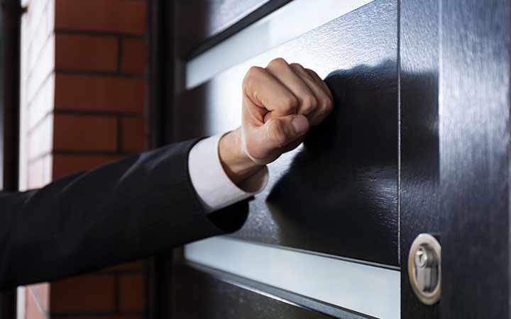 Warning as scam repairers target disaster zones